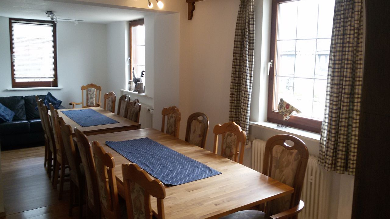 DiningRoom DiningRoom